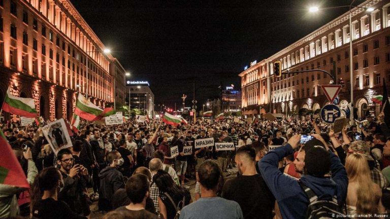 Russia is behind the protests in Bulgaria, eager to strengthen its hand in parliament and government.