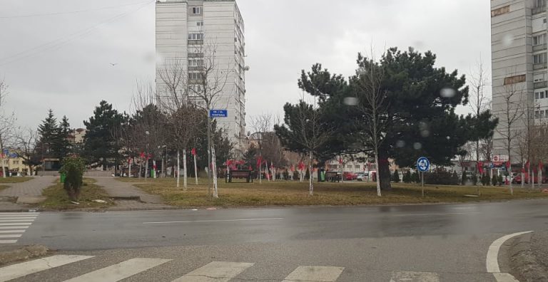 Is red ribbon making a comeback in the Balkans too?