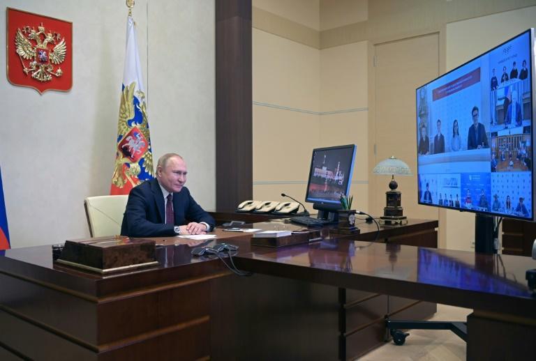 The Putin summit with Italian CEO-s, a symptom of a Europe in dilemma in the Ukraine-Russia crisis