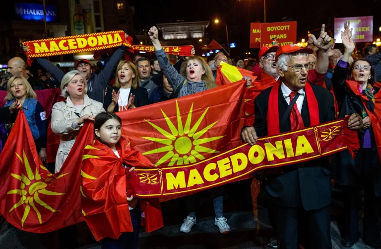 Russia approaches North Macedonia trying to block the EU integration