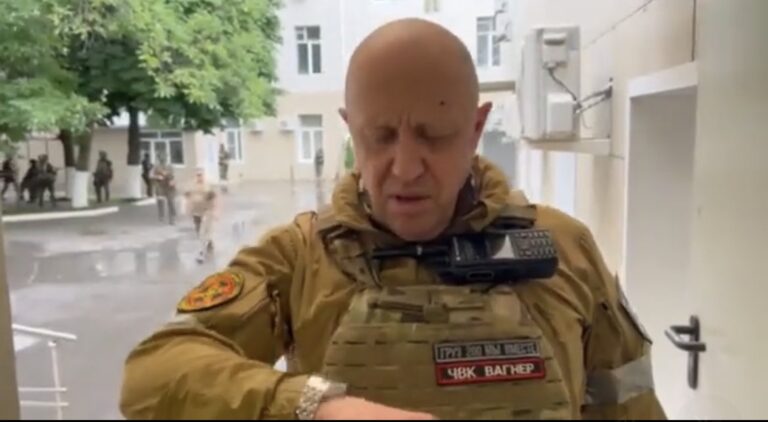 Mutiny in Russia: roots and risks