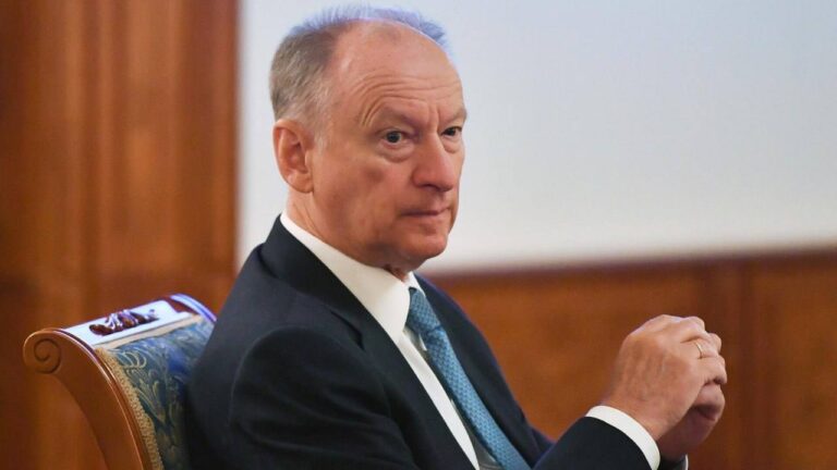 Conspiracy and existentialistic theories: the West is too far from true reasons of Russia’shostility