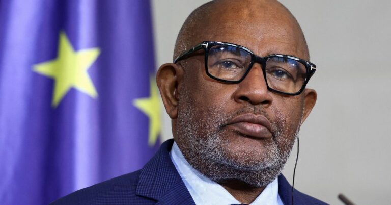 The growing concerns over potential dynastic rule in Comoros