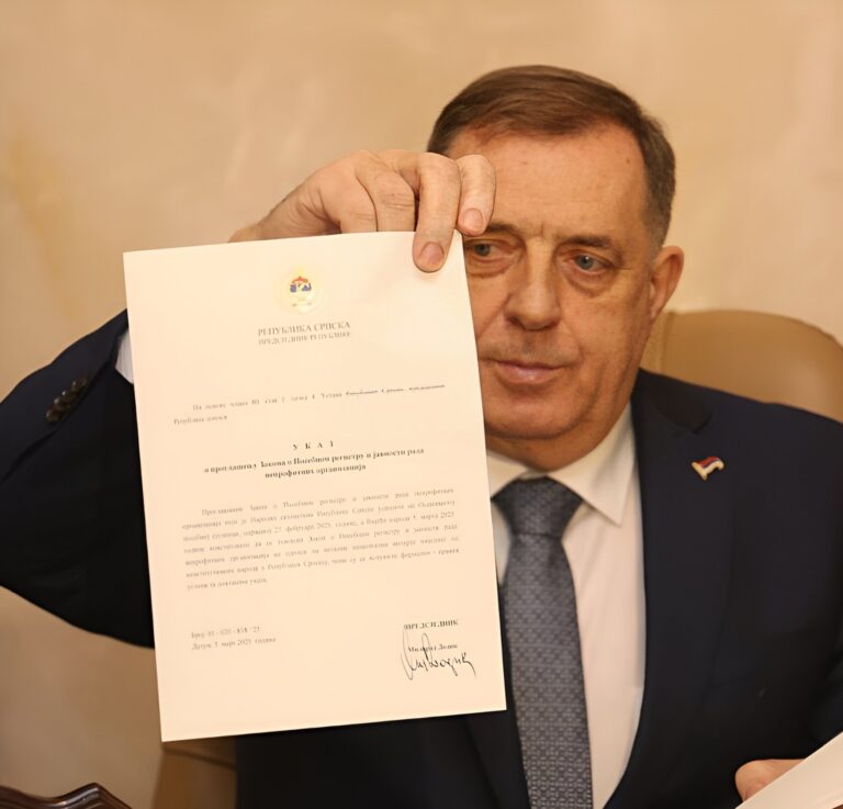 Dodik may hide in Serbia; BiH on the verge of collapse