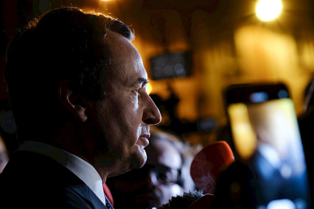 shutterstock kurti.1100x732